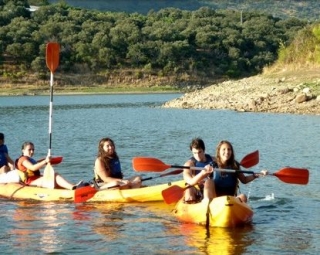 Kayak en el ambalse